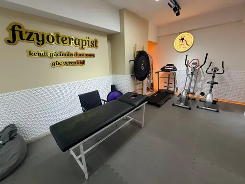 Bireysel Rehabilitasyon ve Terapi Salonu