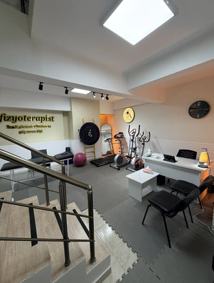 Egzersiz ve Rehabilitasyon Salonu
